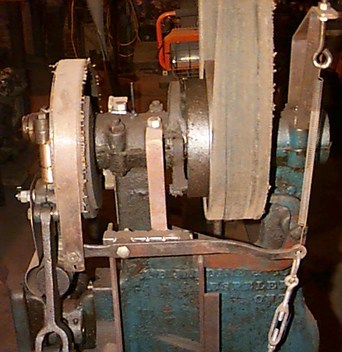 Brake, right side of hammer