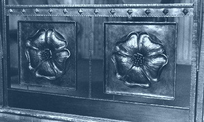 [Detail of the rose
panels]